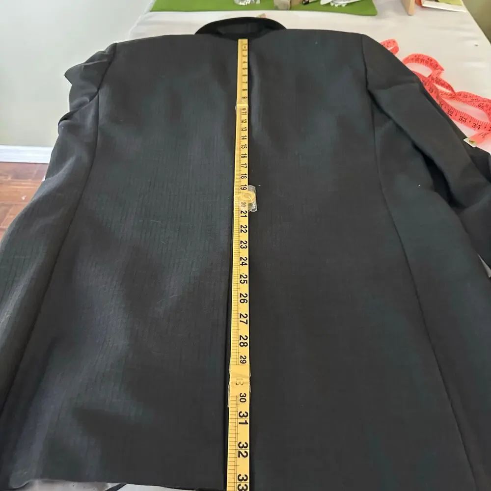 Calvin Klein 44L Men Blazer Dark Grey Sport Coat 2 Button 1 Vent pin stripe - Picture 13 of 14